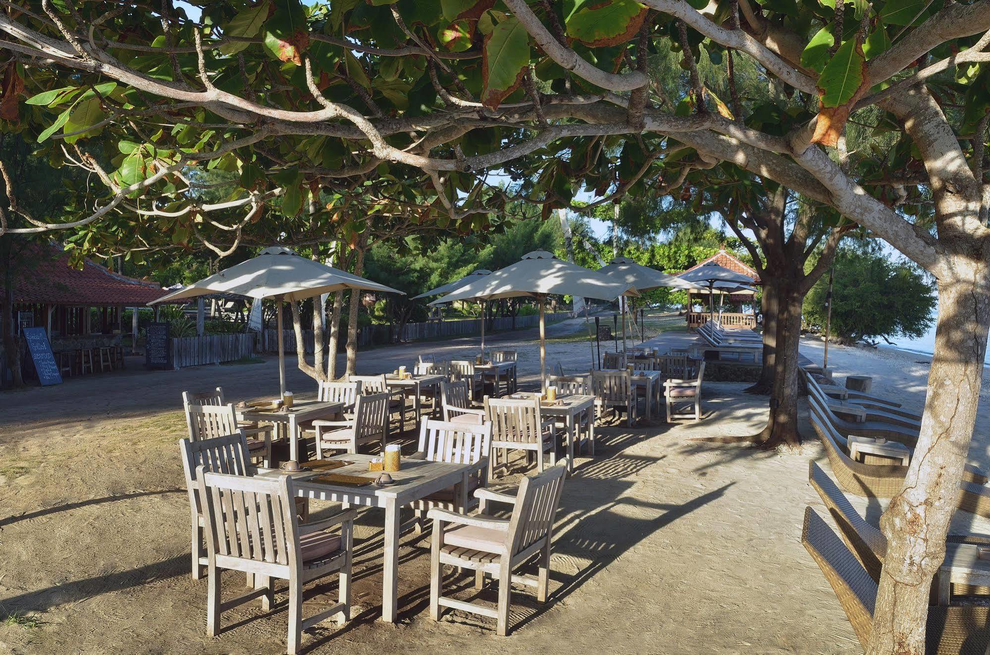 Desa Dunia Beda Resort Gili Trawangan Exterior foto